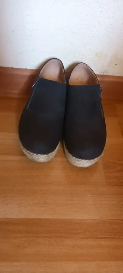 Zapatos de cuña negros con cierre lateral - miniatura 3