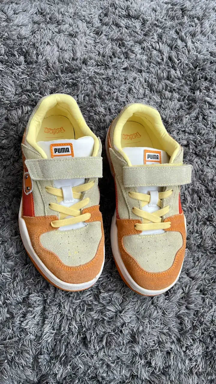 Zapatilla Puma x Pokemon Charizard Talla 35/21,5CM - 2