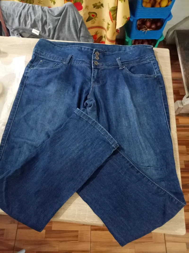 Jeans de mezclilla azul para mujer talla 46 - 1