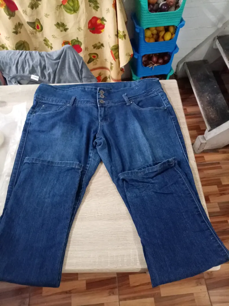 Jeans de mezclilla azul para mujer talla 46 - 2