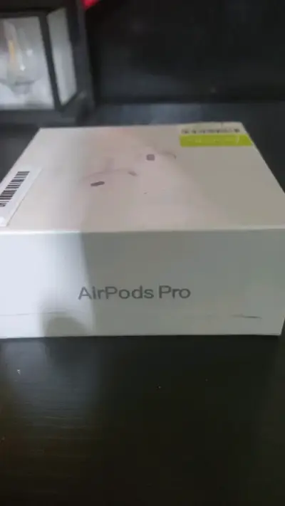 Apple AirPods Pro de segunda generación - miniatura 2