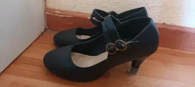 Zapatos de tacón medio en tres colores - miniatura 2