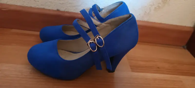Zapatos de tacón medio en tres colores - 4