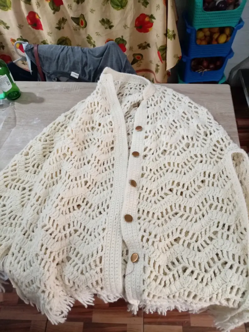 Cardigan tejido blanco con botones - 3