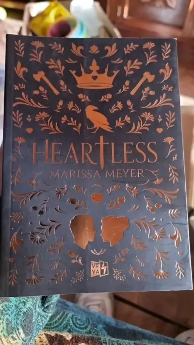 Libro Heartless de Marissa Meyer en buen estado - miniatura 1