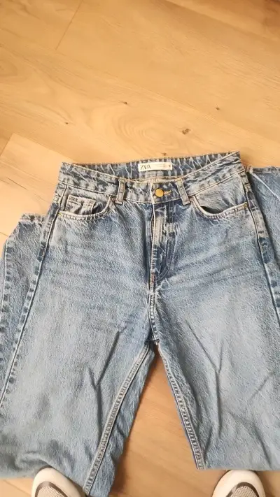 Jeans de mezclilla azul Zara talla 34 - miniatura 1
