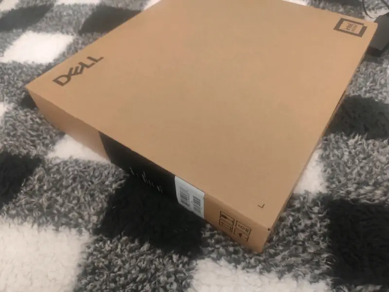 Laptop Dell Pro 14 con Intel Core i5 y 512GB SSD - 1