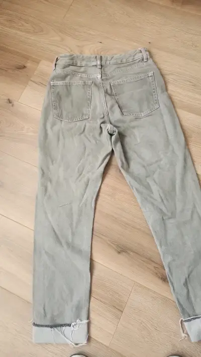 Pantalones grises Zara para mujer - miniatura 4