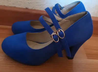 Zapatos de tacón azul con correas dobles - miniatura 2