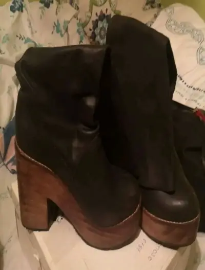 Botines de cuero negro con plataforma alta - miniatura 2