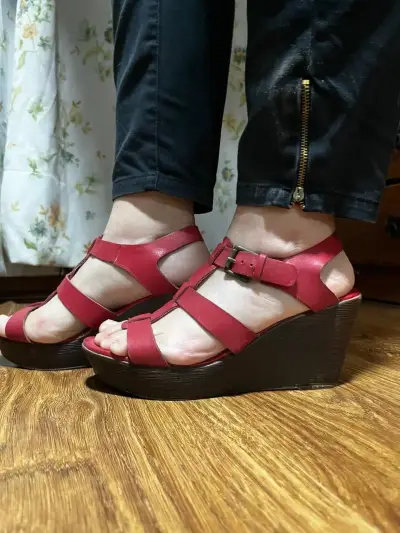 Sandalias Hush Puppies plataforma rojas para mujer - miniatura 2