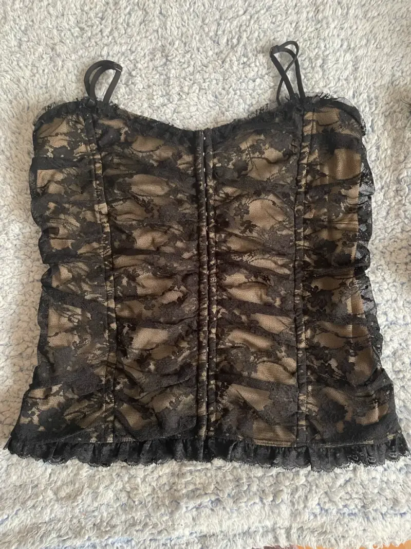 Top de encaje negro para mujer - 1