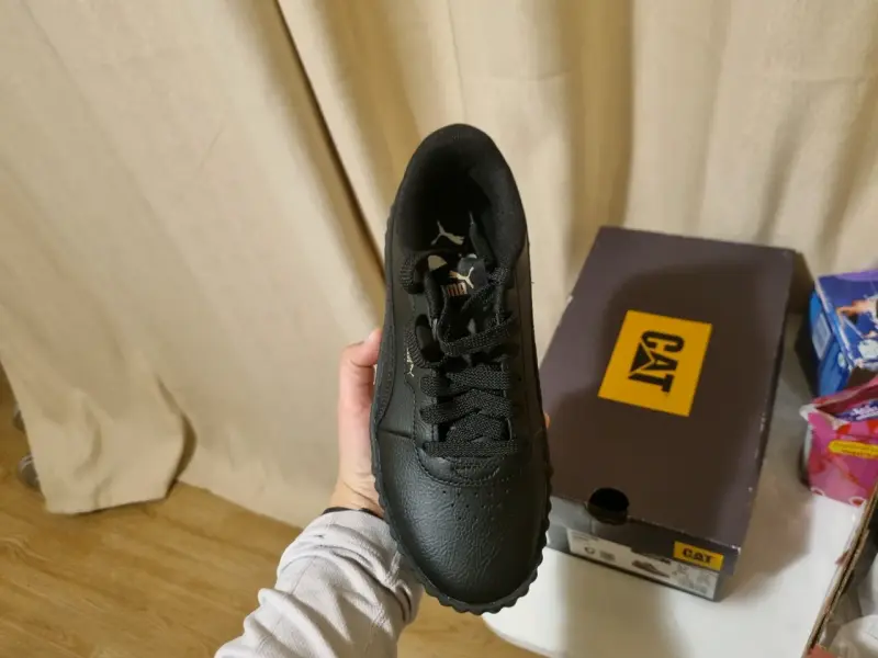 Zapatillas negras puma para mujer - 3