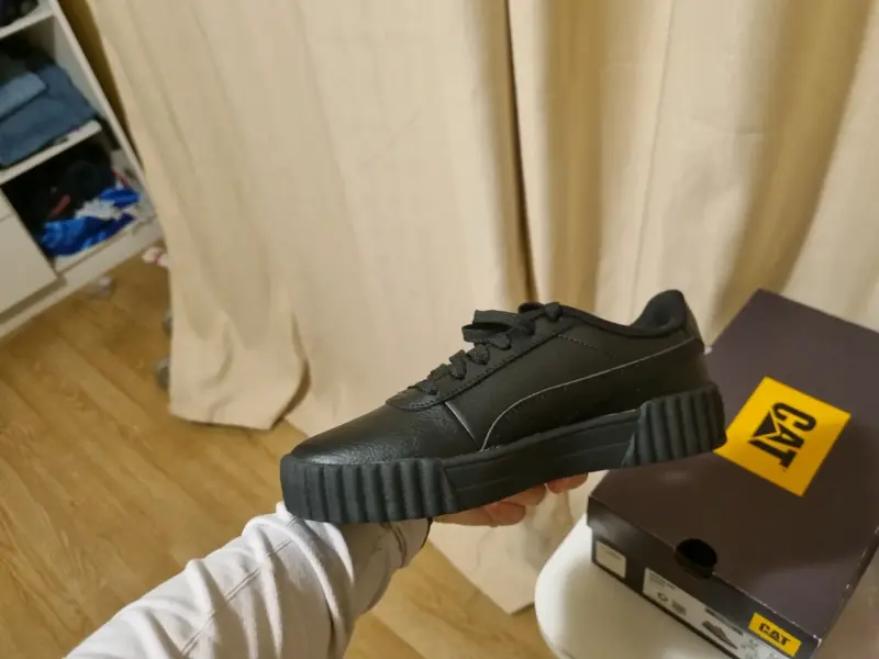 Zapatillas negras puma para mujer - 4