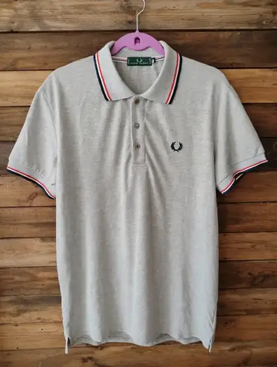 Polera Polo Gris Fred Perry Clásica M - miniatura 1