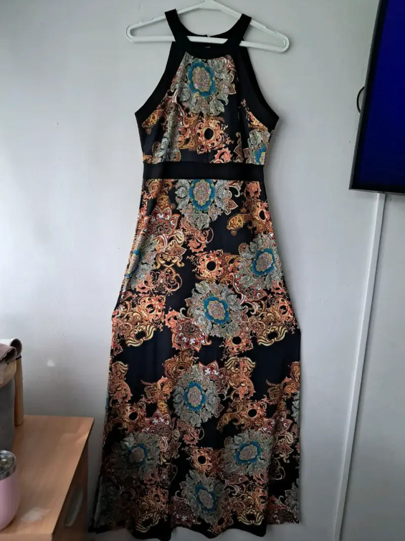 Vestido largo estampado floral elegante
