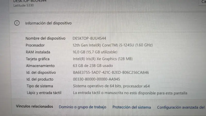 Laptop Dell Latitude 5330 con Intel Core i5 - 3
