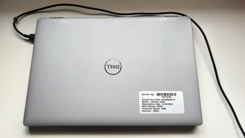 Laptop Dell Latitude 5330 con Intel Core i5 - 4