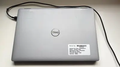 Laptop Dell Latitude 5330 con Intel Core i5 - miniatura 4