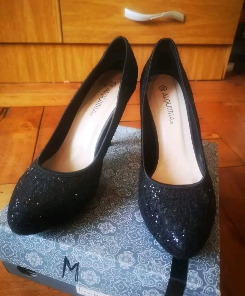 Tacones negros con brillo Alquimia - 5