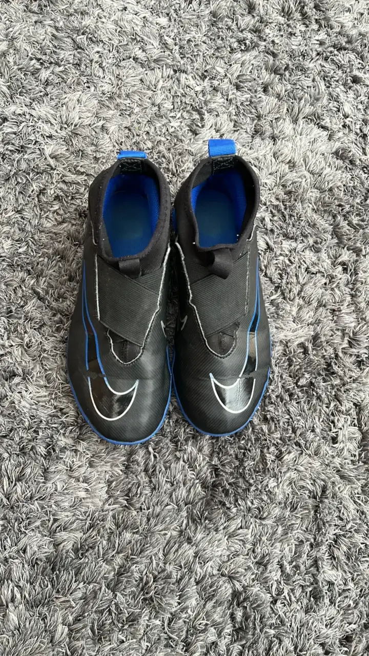 Nike Superfly 9 Academy Jr Talla 36,5/23,5CM - 2