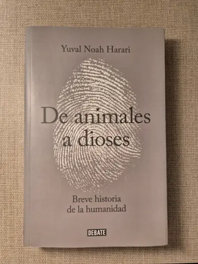 Libro 'De Animales a Dioses' de Yuval Noah Harari - miniatura 1