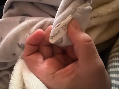 Enterito de bebé con estampado de dinosaurios - miniatura 4