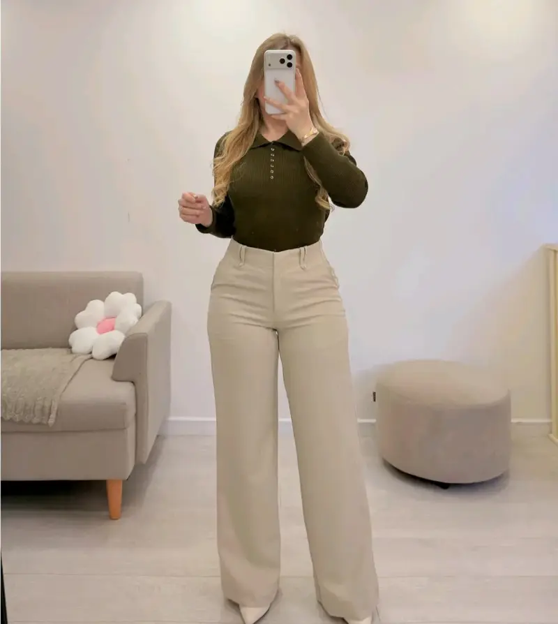 Pantalones beige de pierna ancha para mujer - 2