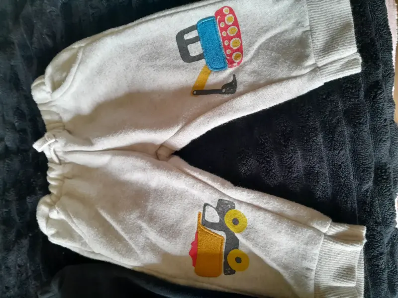 Conjunto de pantalones para niños con diseños divertidos - 2