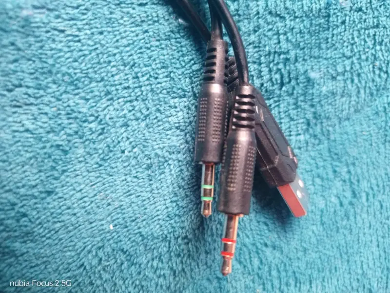 Auriculares Monster Games con cable - 2