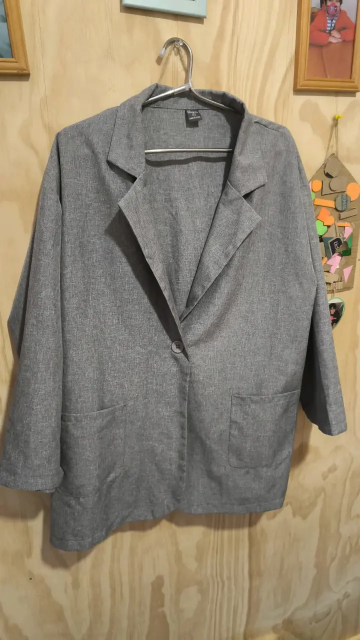 Ropa de mujer con 1 a 0 uso - 2