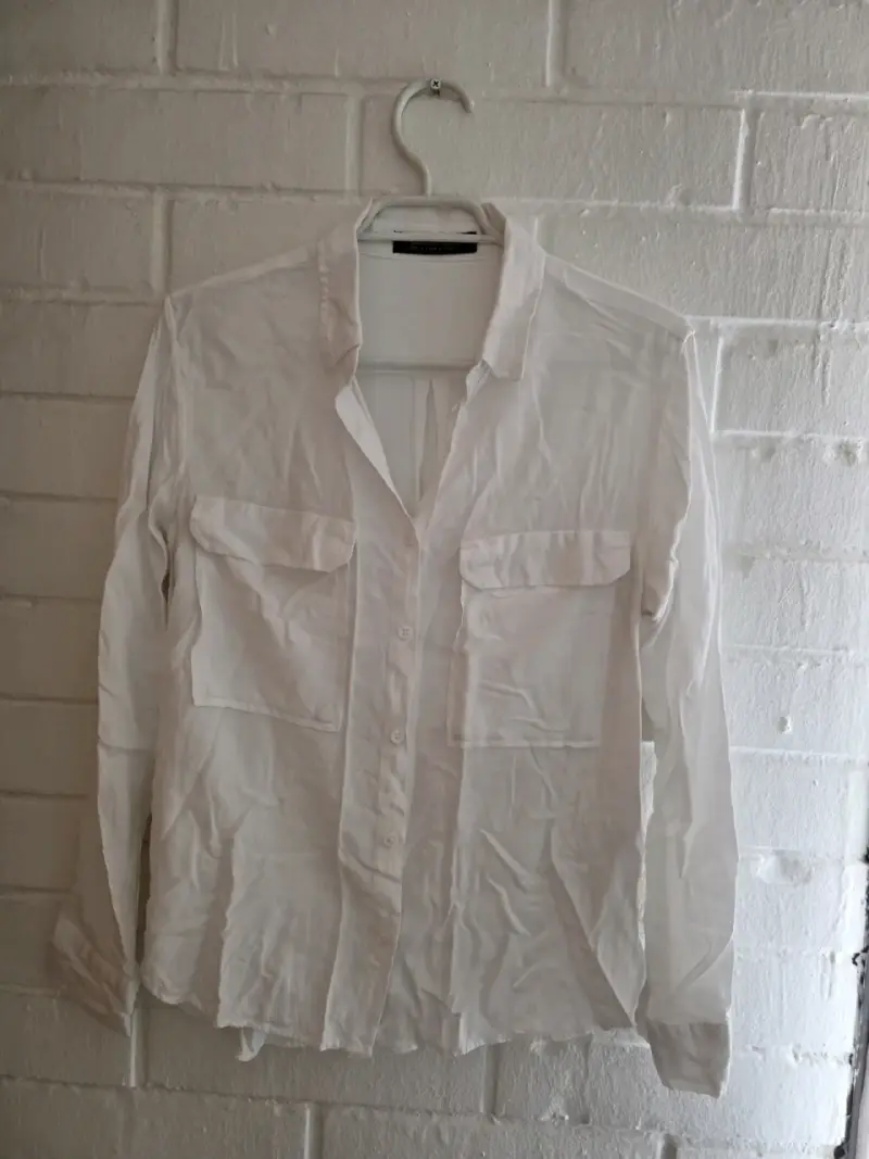 Camisa blanca de mujer Basement Basic