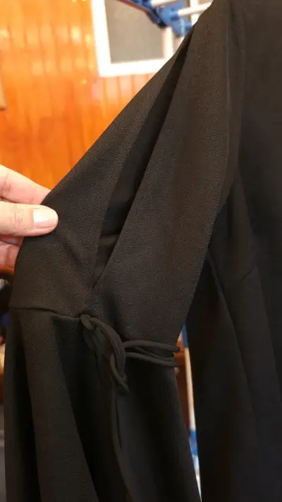 Blusa negra de manga larga Nicopoly - miniatura 2