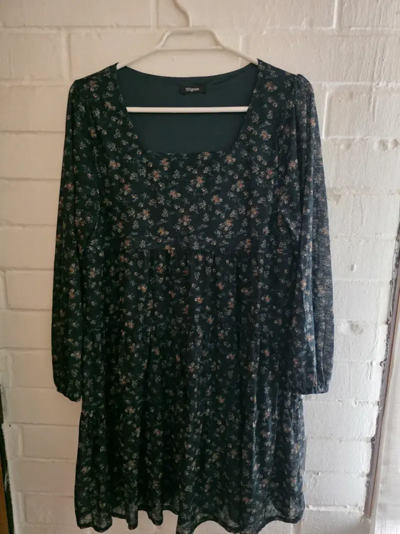 Vestido floral manga larga Tillgner