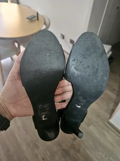 Sandalias de tacón alto negras elegantes - miniatura 5