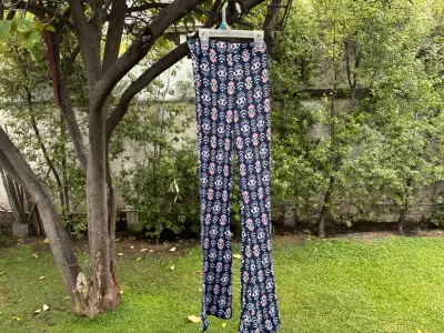 Pantalones base pierna ancha niña talla 12 Melt - miniatura 2