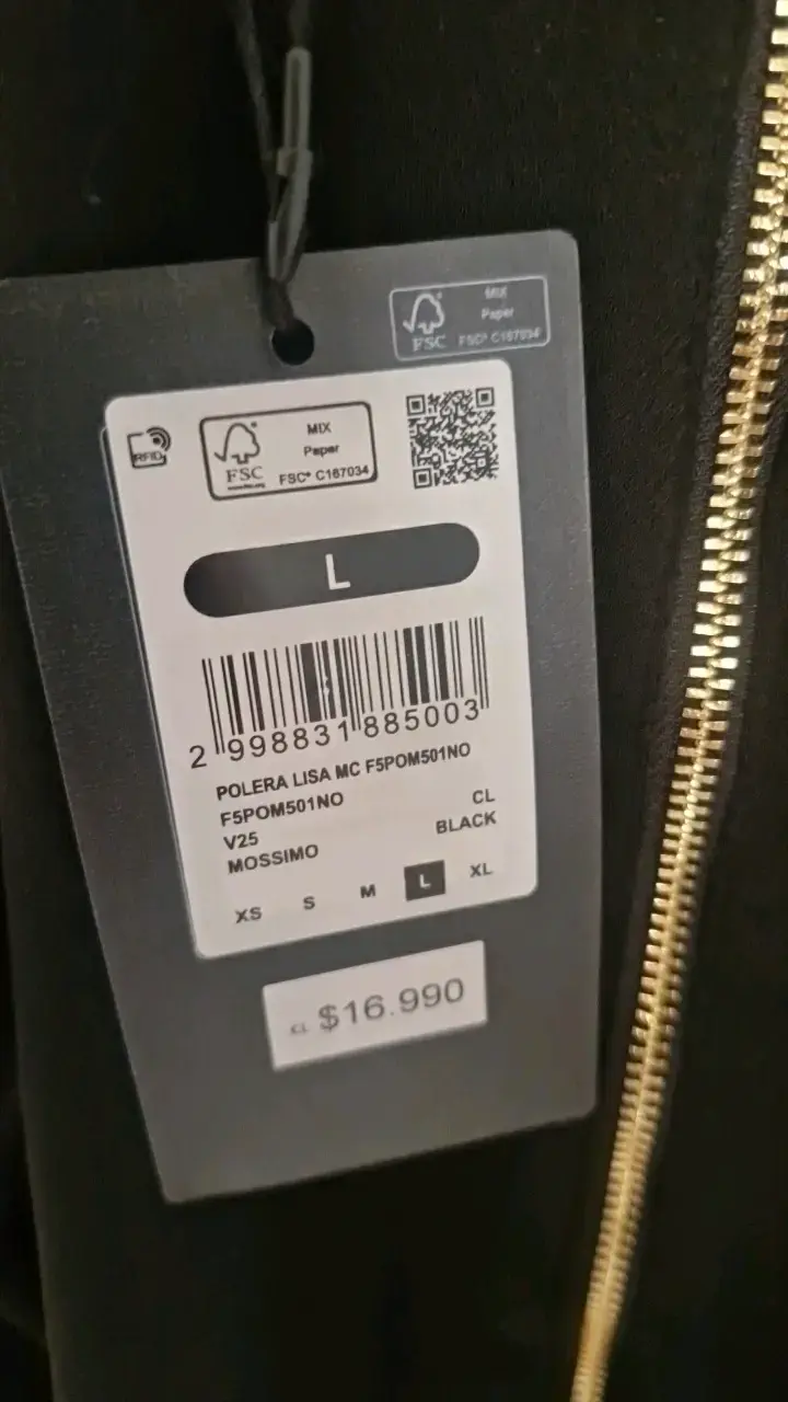 Polera negra con cierre y cadena Mossimo - 3