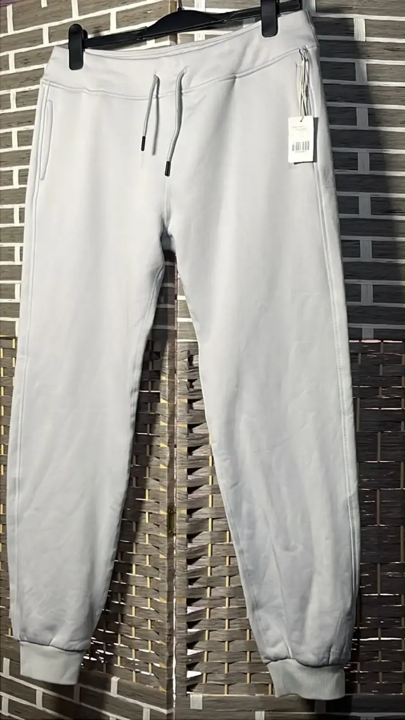 Pantalones deportivos gris claro para hombre