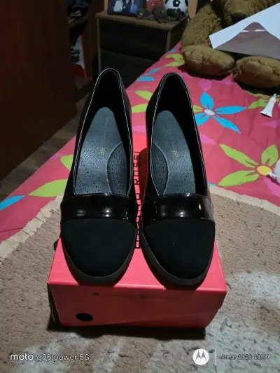 Zapatos de Tacón Negro Bruno Rossi Elegantes - miniatura 2