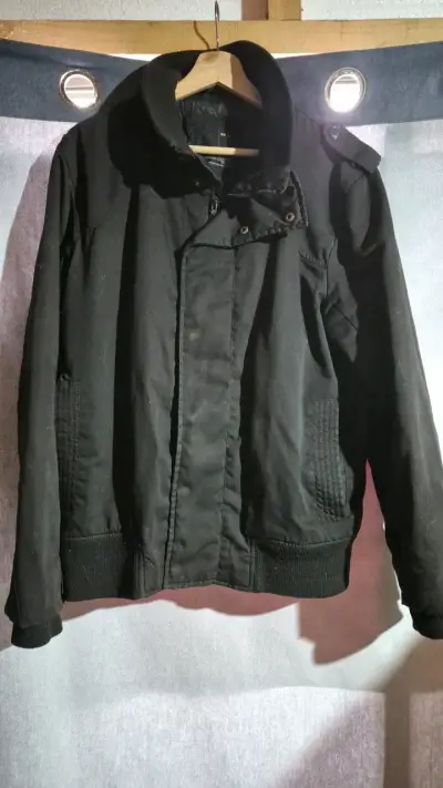 Chaqueta negra de hombre talla L - miniatura 1