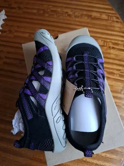 Zapatillas outdoor 36 marca Fagus - miniatura 4