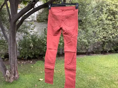 Pantalones niña skinny anaranjados talla 10 - miniatura 2