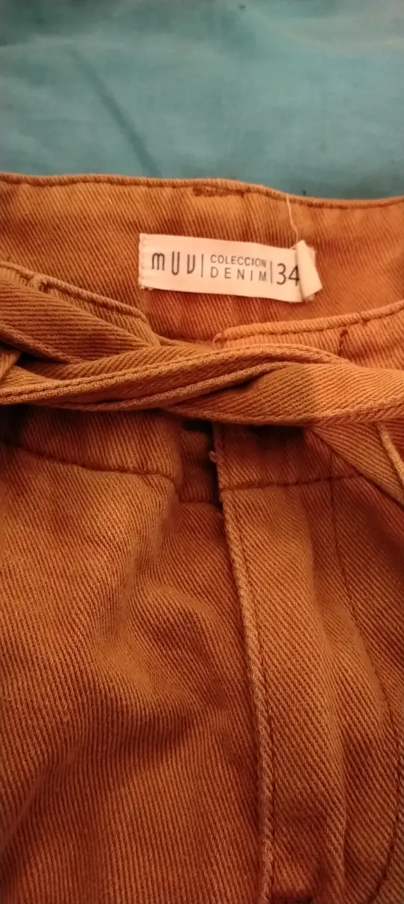 Pantalones de mezclilla marrón Muvi talla 34