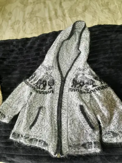 Chompa de lana con diseño étnico - miniatura 2