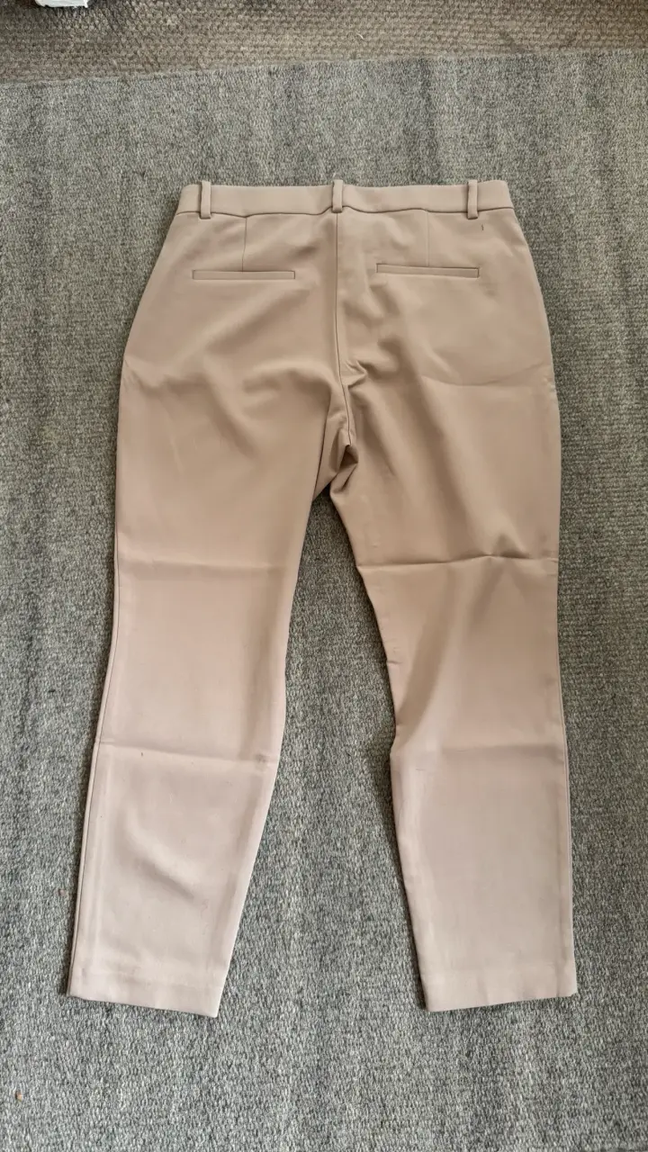 Pantalones beige de vestir para mujer - 4