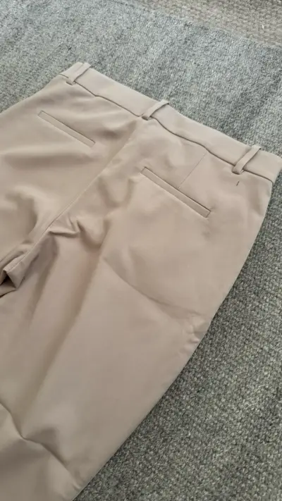 Pantalones beige de vestir para mujer - miniatura 5