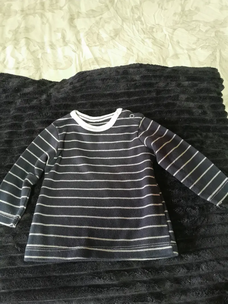 Conjunto de poleras para niño con diseños variados - 1