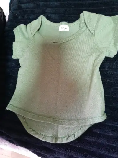 Conjunto de poleras para bebé con diseños variados - miniatura 3