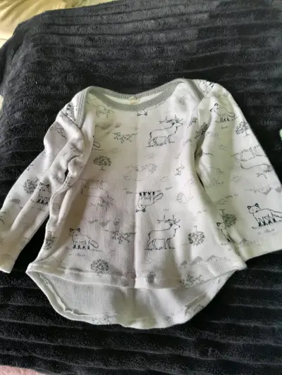 Conjunto de poleras para bebé con diseños variados - miniatura 6