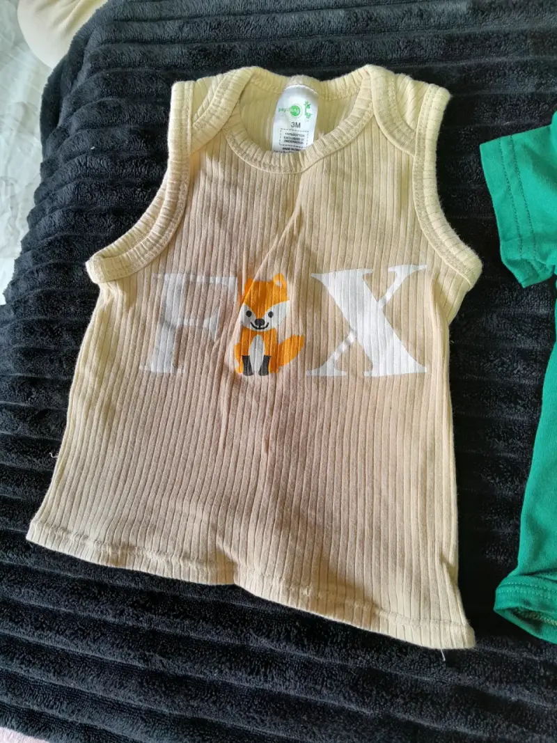 Conjunto de poleras y polerones para bebé con estampados divertidos - 6